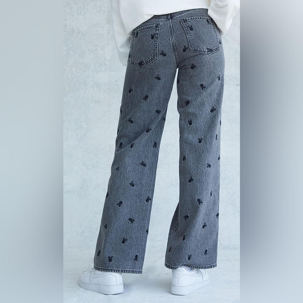 Playboy by Foxen Bunny Print Jeans Women’s Size 26 - Picture 3 of 15